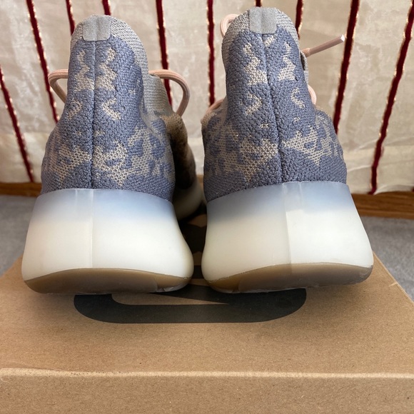 Yeezy Boost 380 Mist - Picture 10 of 12
